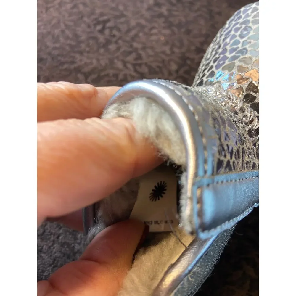 Ugg‎ baby Jesse bow II booties